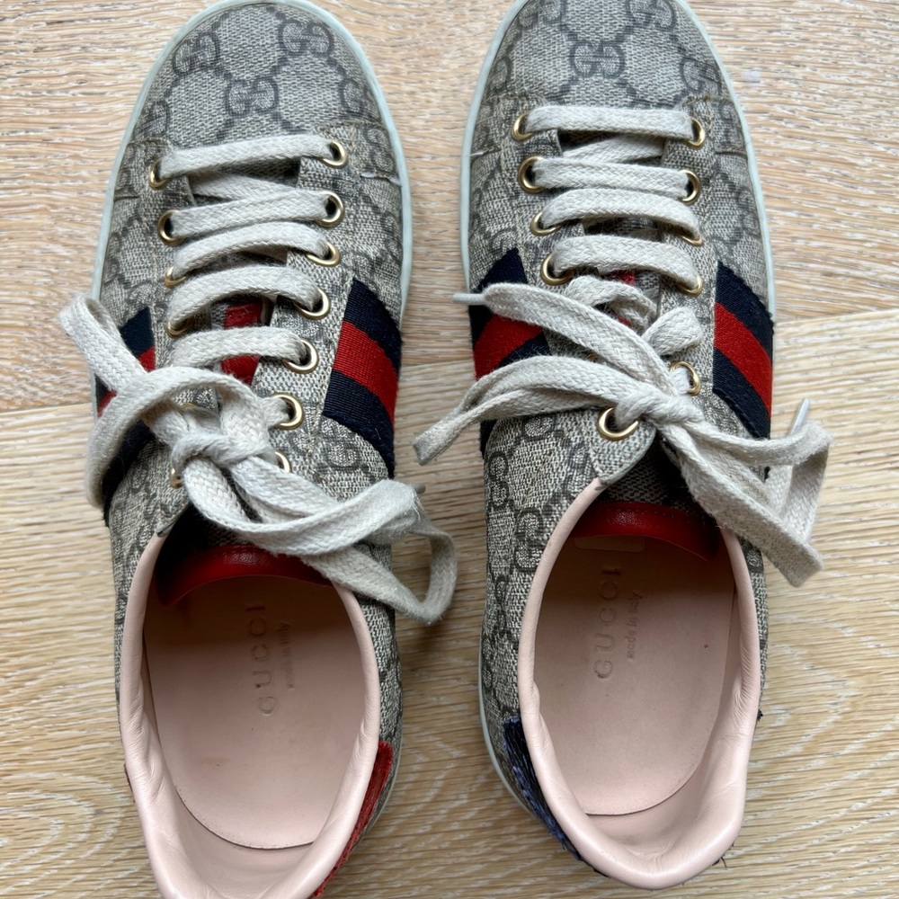 Gucci Kids Beige Monogram Sneakers with Red & Navy Web Stripe